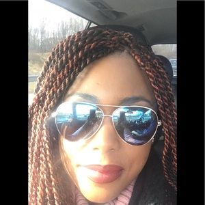 Meet your Posher, Rhea